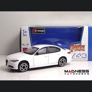 Alfa Romeo Giulia Die Cast Model - 1:43 Scale - White