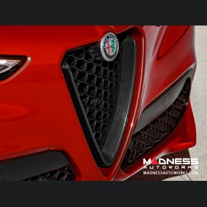 Alfa Romeo Giulia Front V Shield Grill Frame - Carbon Fiber - Feroce Carbon