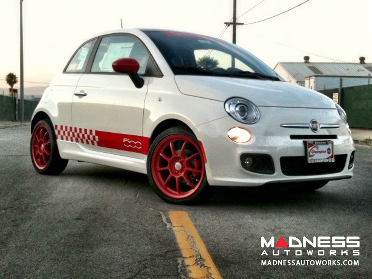 White FIAT 500 Sport